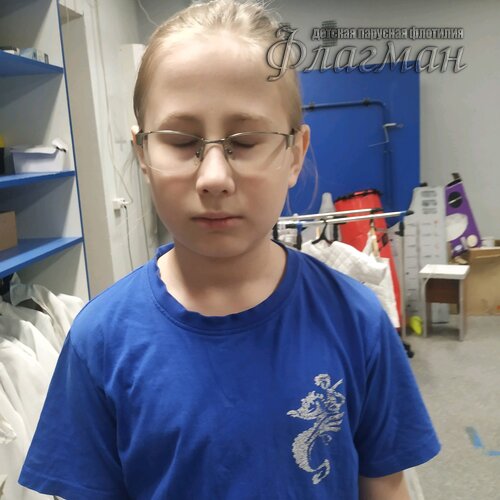 b72f1b25.ID Photo.043841